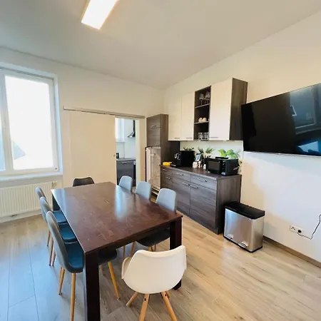 Rebuli - - Zentral Leben In Der Top3 Apartamento *