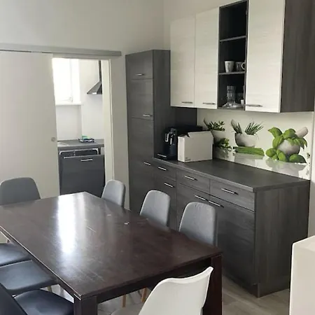 Rebuli - - Zentral Leben In Der Top3 Leitendorf